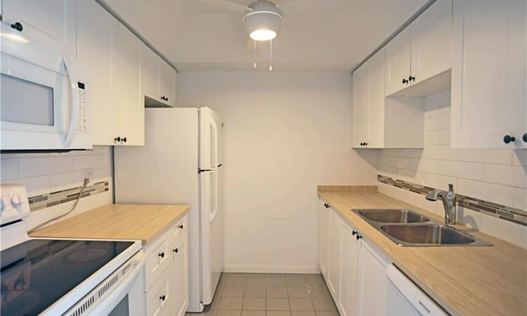 411-107 Bagot Street