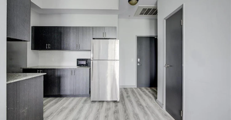 G105-275 Larch Street, Waterloo, ON, N2L 3R2 - 3