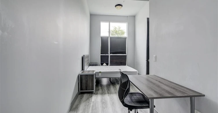 G105-275 Larch Street, Waterloo, ON, N2L 3R2 - 14