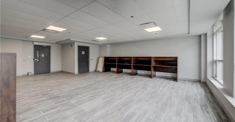 G105-275 Larch Street, Waterloo, ON, N2L 3R2 - 22
