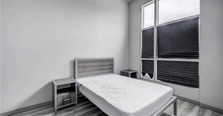 G105-275 Larch Street, Waterloo, ON, N2L 3R2 - 12