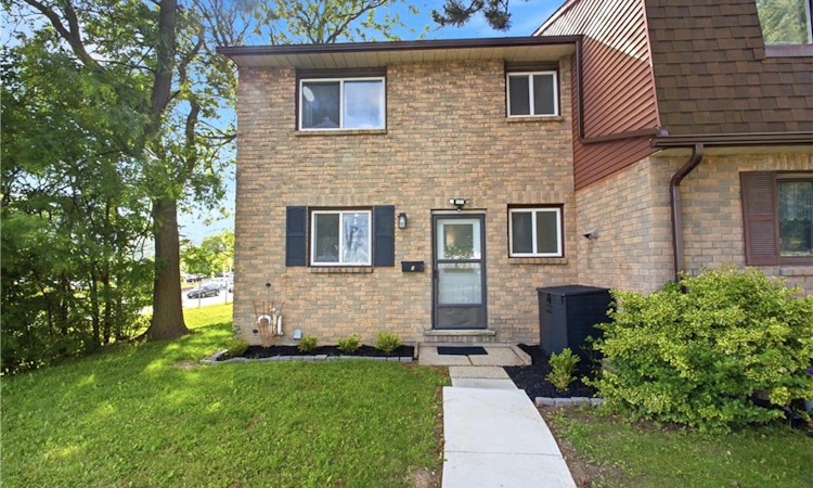 9-175 Siebert Avenue