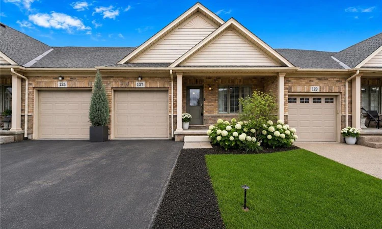 127 Acacia Road