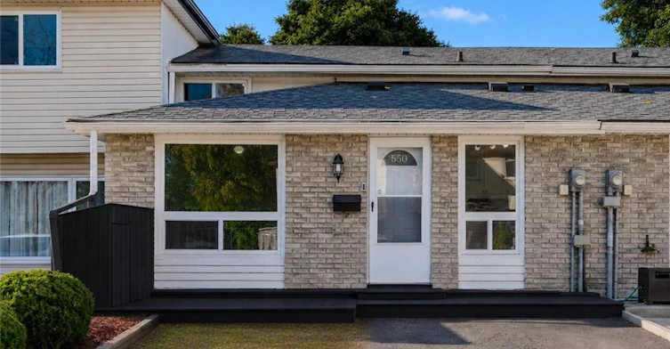 550 Parkview Crescent, Cambridge, ON, N3H 4X7