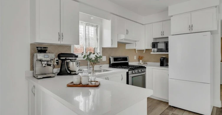 Main Level-347 Keewatin Avenue, Kitchener, ON, N2B 3W2 - 5