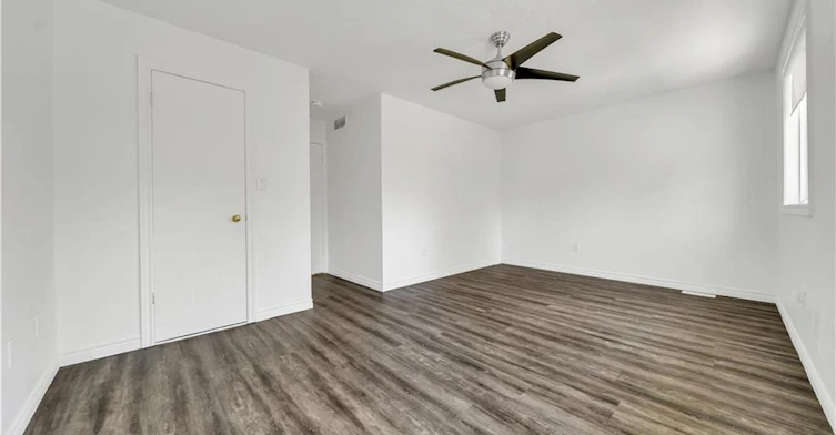 Main Level-347 Keewatin Avenue, Kitchener, ON, N2B 3W2 - 12