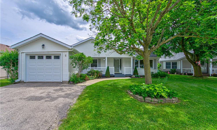 6 Pinetree Court