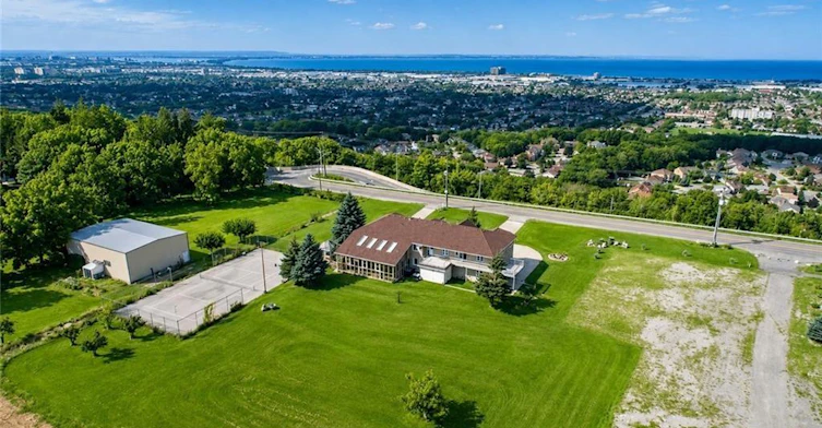 568 Ridge Road, Hamilton, ON, L8J 2Y6 - 3