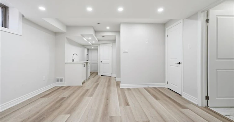 141 Borers Creek Circle, Hamilton, ON, L8B 1W3 - 42
