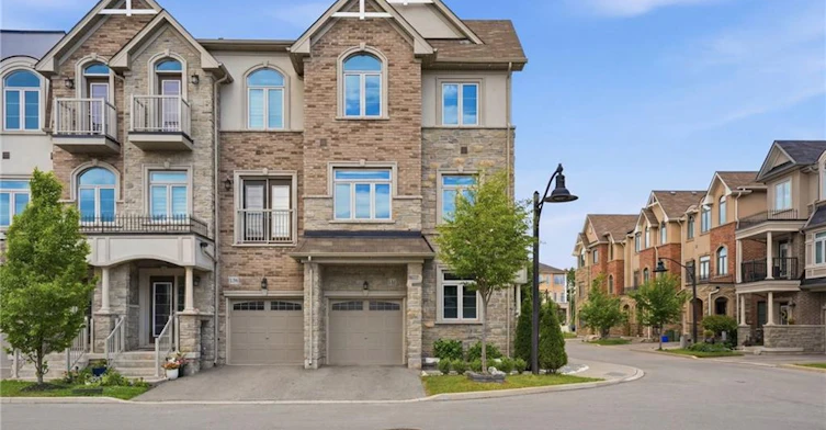 141 Borers Creek Circle, Hamilton, ON, L8B 1W3 - 3
