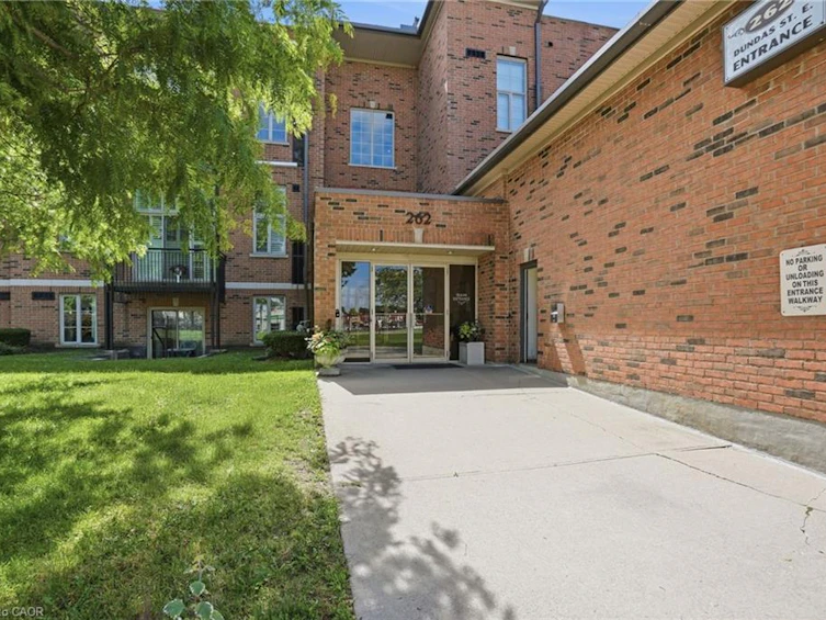 219-262 Dundas Street E, Hamilton, ON, L8B 1A9 - 3