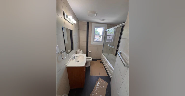 UPPER-130 King Street, Brant, ON, N0E 1A0 - 8