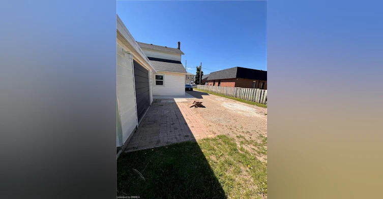 UPPER-130 King Street, Brant, ON, N0E 1A0 - 11