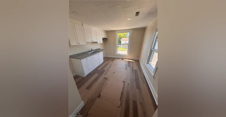 UPPER-130 King Street, Brant, ON, N0E 1A0 - 3