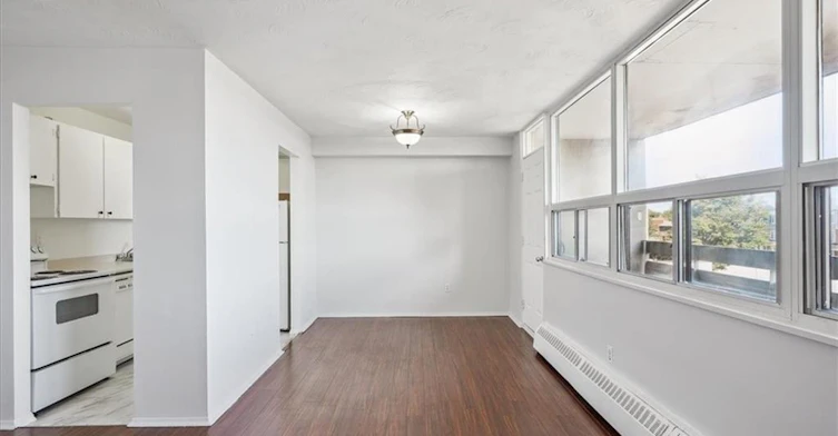 306-15 Albright Road, Hamilton, ON, L8K 5J2 - 12
