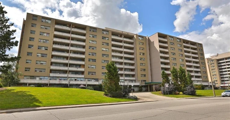 306-15 Albright Road, Hamilton, ON, L8K 5J2