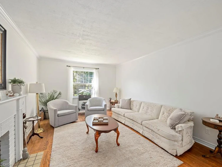 50 Queen Mary Crescent, London, ON, N6H 4B4 - 6
