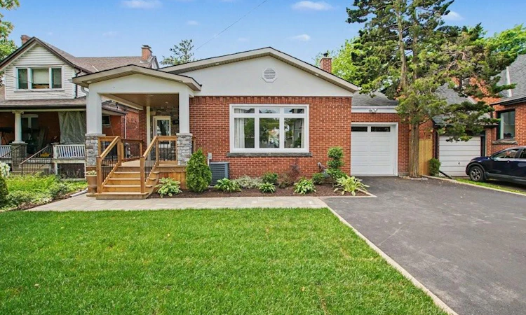 72 Mountain Park Avenue