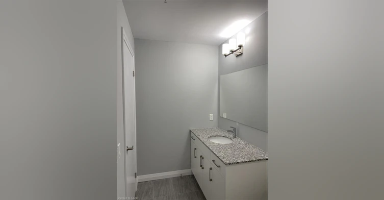 1310-60 Charles Street, Kitchener, ON, N2G 0C9 - 14