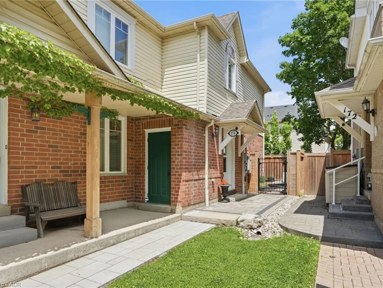 174 Fellowes Crescent, Hamilton, ON, L8B 0M9