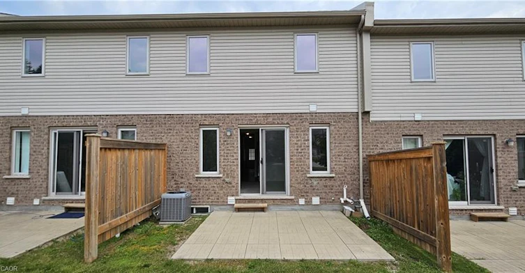 66-50 Pinnacle Drive, Kitchener, ON, N2P 0H8 - 2