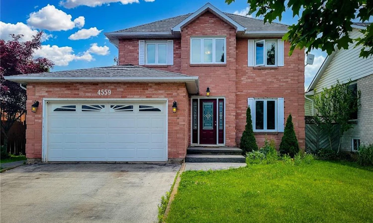 4559 St. Volodymyr Court