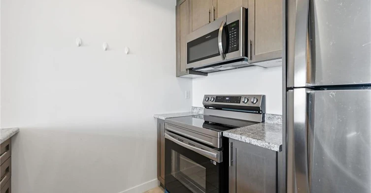 606-101 Shoreview Place, Hamilton, ON, L8E 0K2 - 6