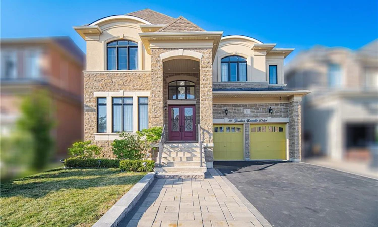 35 Gordon Randle Drive