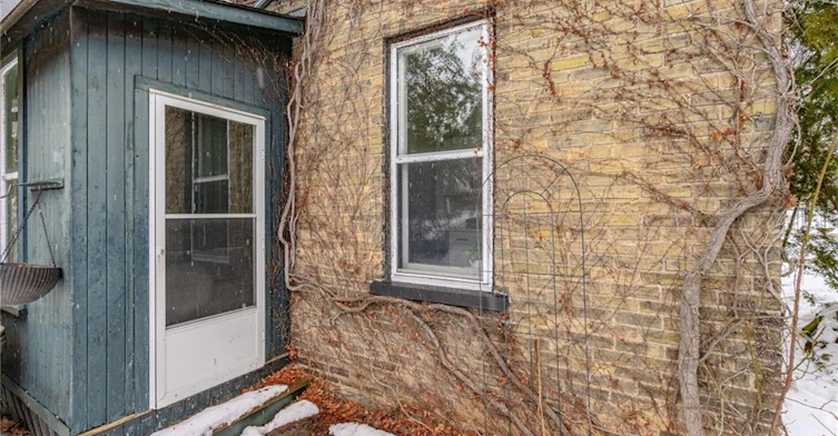 67 Ahrens Street W, Kitchener, ON, N2H 4B8 - 40