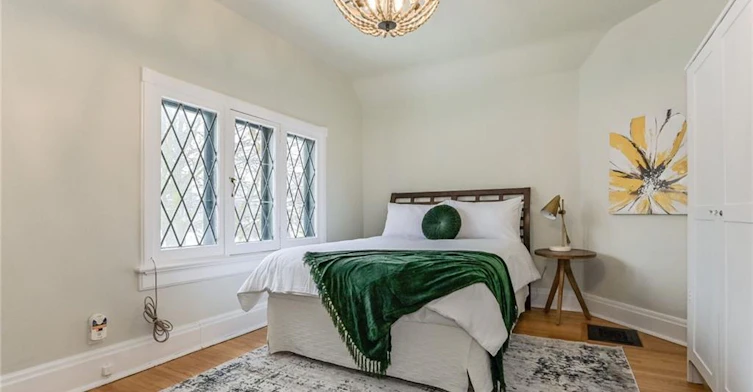 67 Ahrens Street W, Kitchener, ON, N2H 4B8 - 29