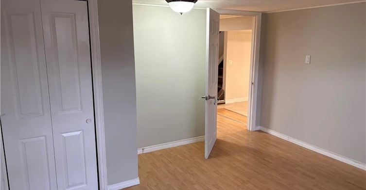 LOWER-249 Federal Street, Hamilton, ON, L8E 1P6 - 8