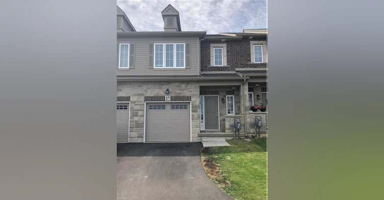 27 Beasley Grove, Hamilton, ON, L9K 0J9 - 2