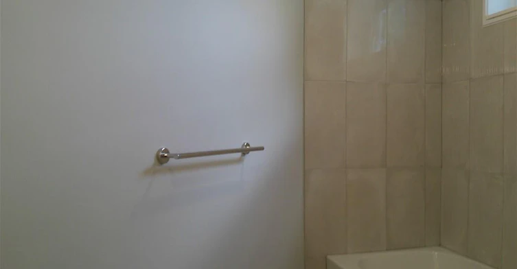 Lower-332 King Street E, Hamilton, ON, L8G 1M4 - 8