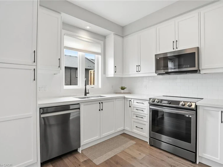57-61 Soho Street, Hamilton, ON, L8J 0M5 - 15