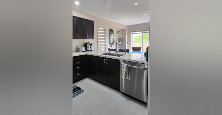 152 Thomas Avenue, Brantford, ON, N3S 0C8 - 12