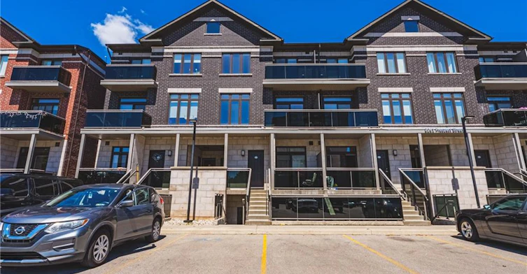 214-2061 Prospect Street, Burlington, ON, L7R 1Z2