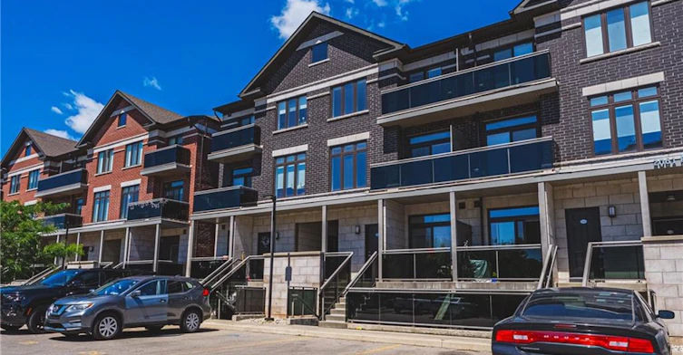 214-2061 Prospect Street, Burlington, ON, L7R 1Z2 - 2