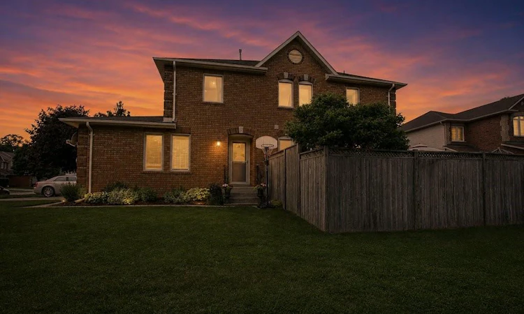 278 Langlaw Drive
