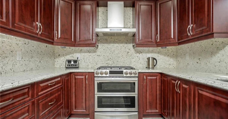 2235 Grenville Drive, Oakville, ON, L6H 4W7 - 4