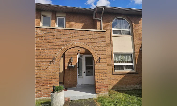 4-1180 Mississauga Valley Boulevard