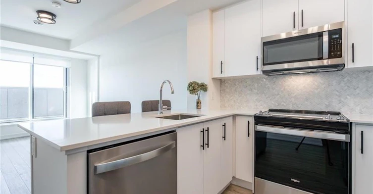 906-345 Wheat Boom Drive, Oakville, ON, L6H 7X4 - 19