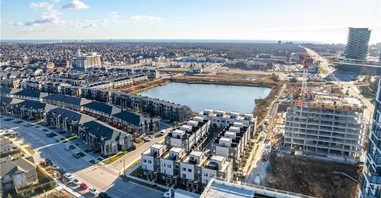 906-345 Wheat Boom Drive, Oakville, ON, L6H 7X4 - 3