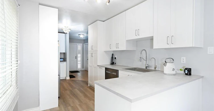 8 Buss Court, Thorold, ON, L2V 5B1 - 5