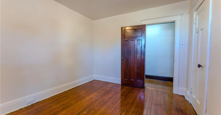 2-1369 Main Street E, Hamilton, ON, L8K 1B8 - 13
