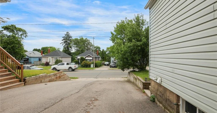 219 Lancaster Street W, Kitchener, ON, N2H 4T9 - 41