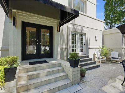 225 St. Paul Street - 5