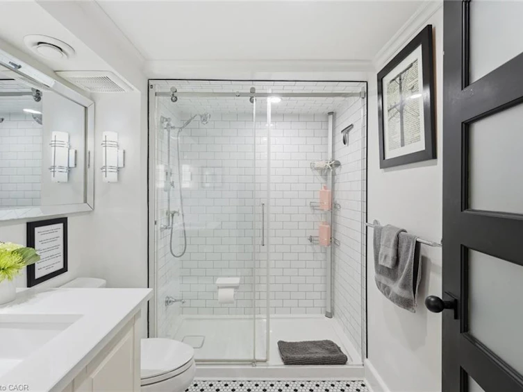 225 St. Paul Street, Burlington, ON, L7R 4G9 - 40