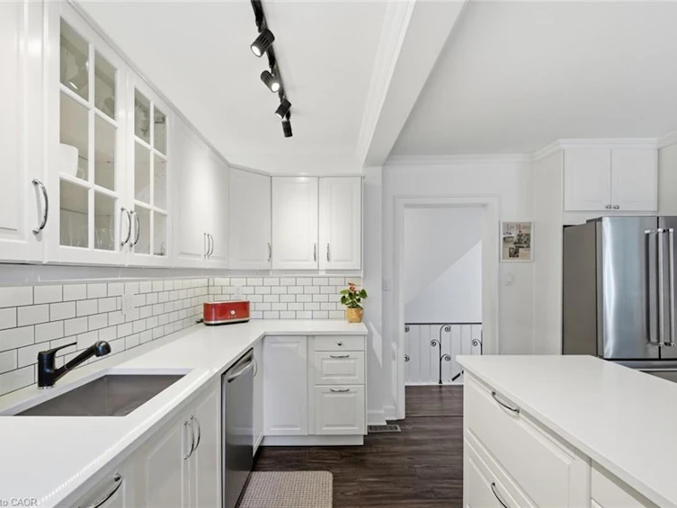225 St. Paul Street, Burlington, ON, L7R 4G9 - 21