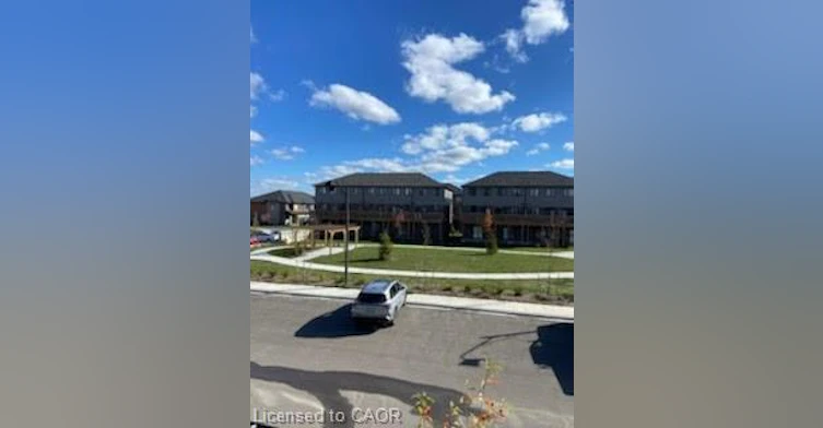 118-461 Blackburn Drive, Brantford, ON, N3T 0W9 - 3