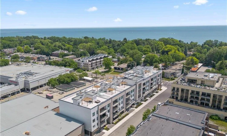 303-123 Maurice Drive